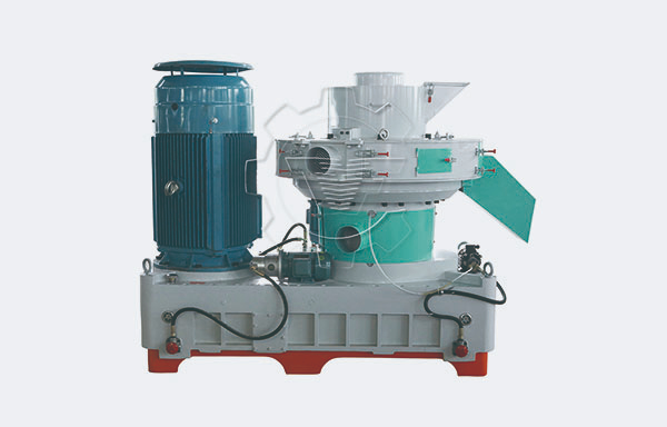 Wood_pellet_machine-forming_pellets